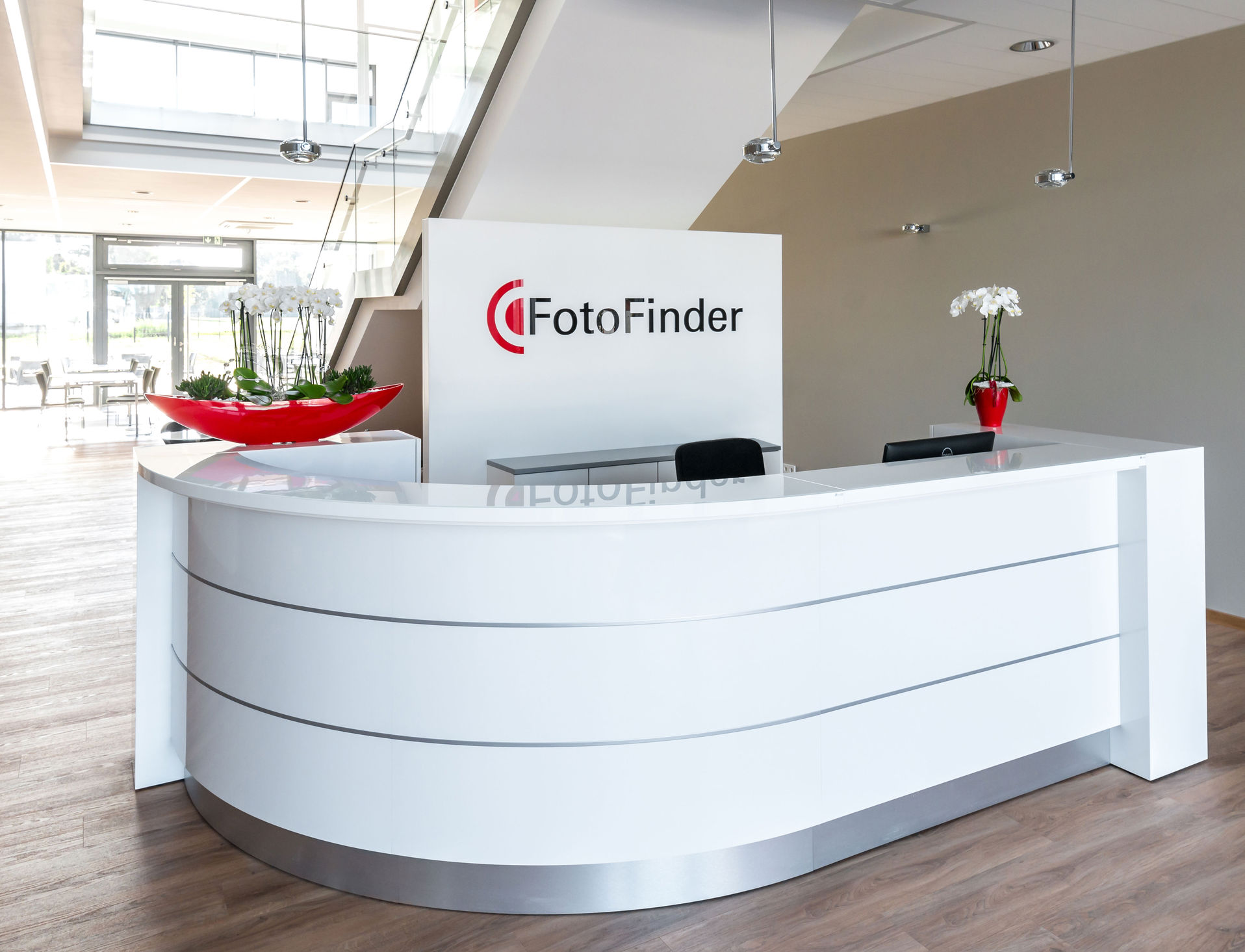 [Translate to English:] FotoFinder Empfang Inhouse